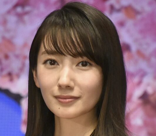 【画像検証】波瑠の鼻の変化は整形？昔の写真と現在を徹底比較した衝撃の結果がこちら！？