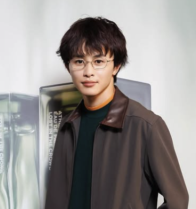 草川拓弥の父親のインスタ登場説の真偽！実家や兄弟・家族の秘密にも迫る