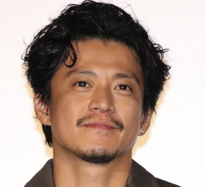 小栗旬の身長はなぜ伸びた？学生時代から急成長した驚きの理由とは？