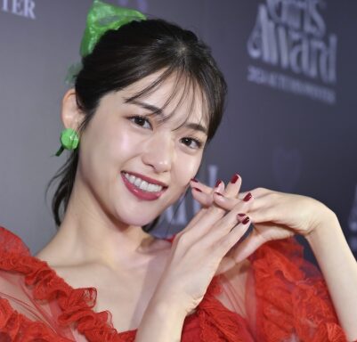 松村沙友理の双子の噂は本当？弟が同い年説と実家・家族情報を検証！